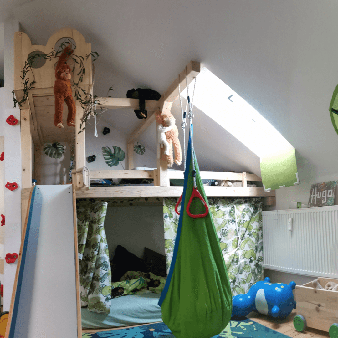 Hochbett mit Spielbett selber bauen