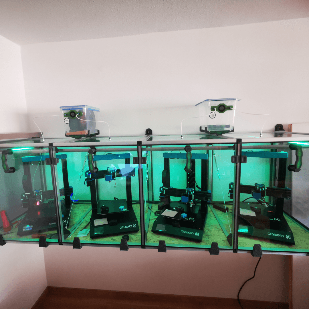 Kabine aus Polycarbonatplatten für 3D-Drucker