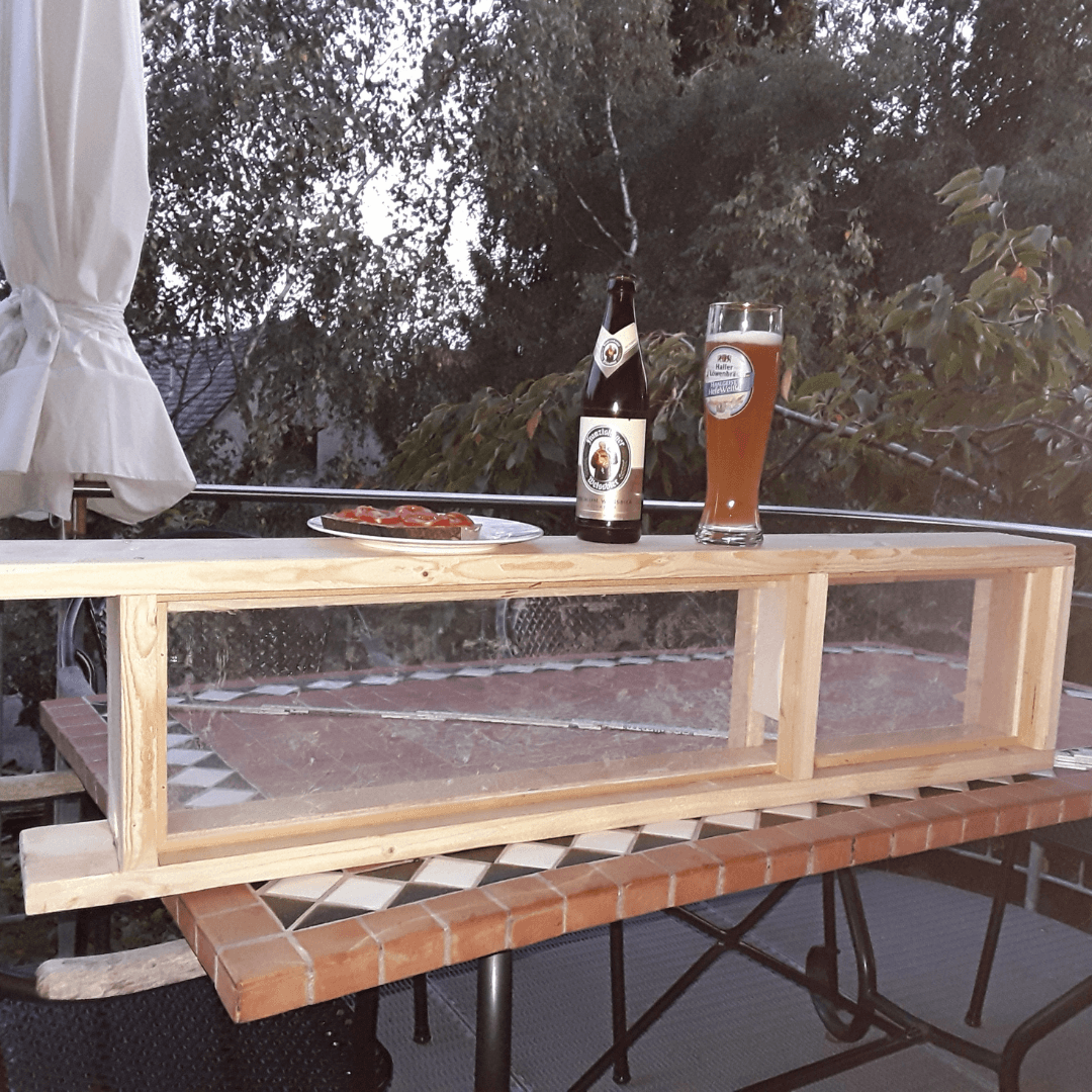 Bienenschaukasten mit Fenstern aus Acrylglas 18