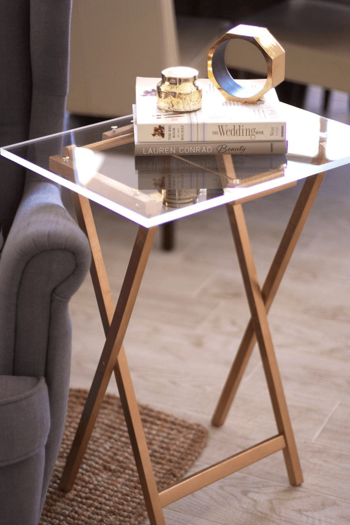 DIY beistelltisch aus acrylglas
