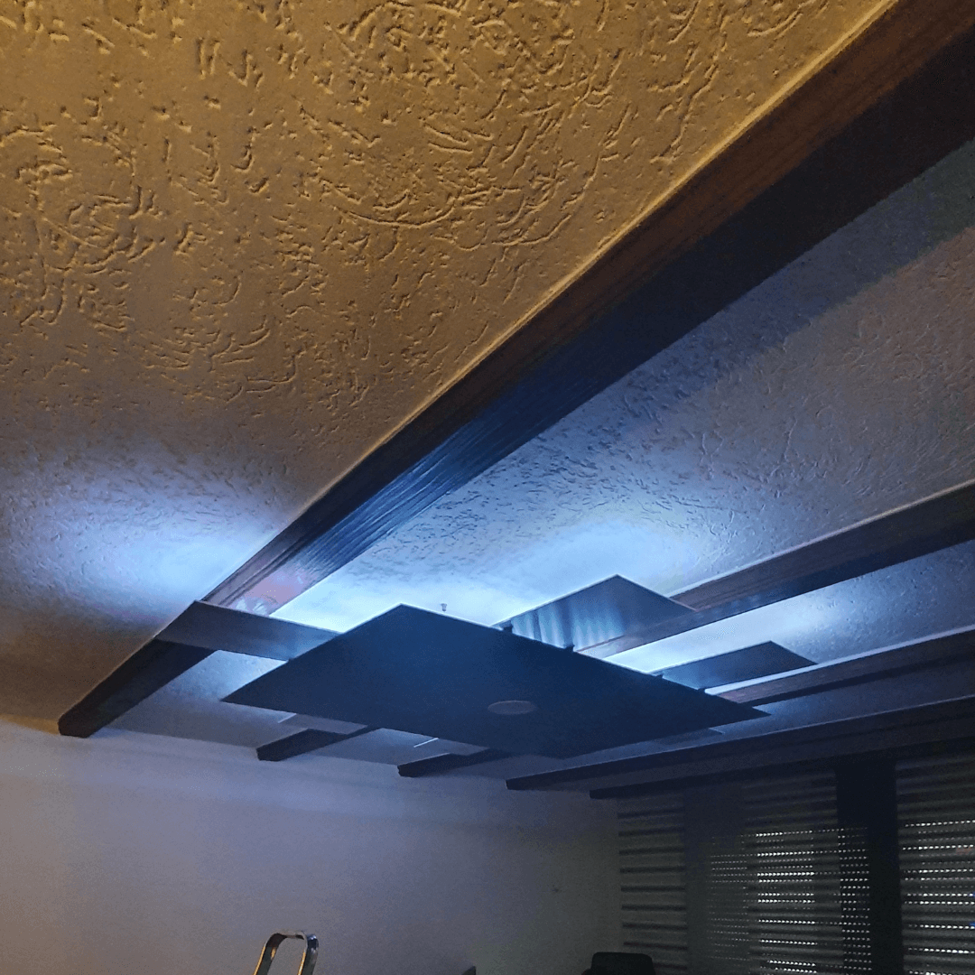 Deckenlampe mit PVC-Platten selber bauen