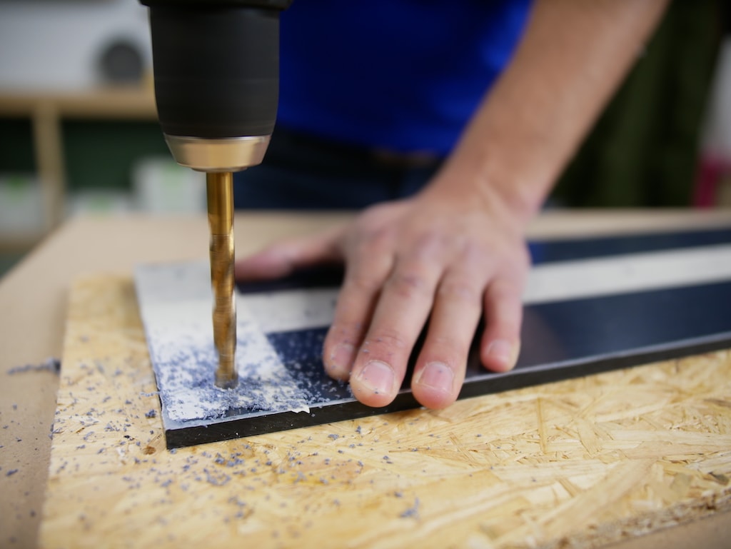Hakenleiste selber machen Plexiglas bohren