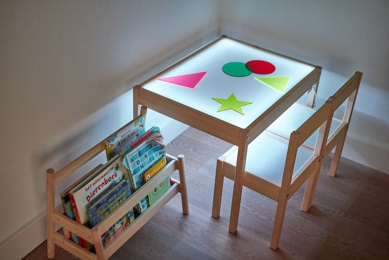 IKEA hack leuchttisch selber bauen