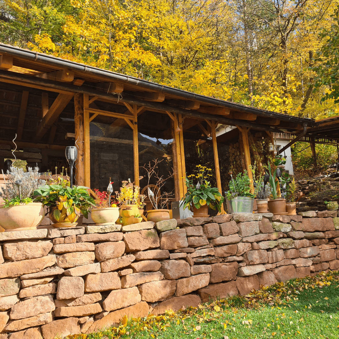 Kunststofffenster für die Gartenlaube