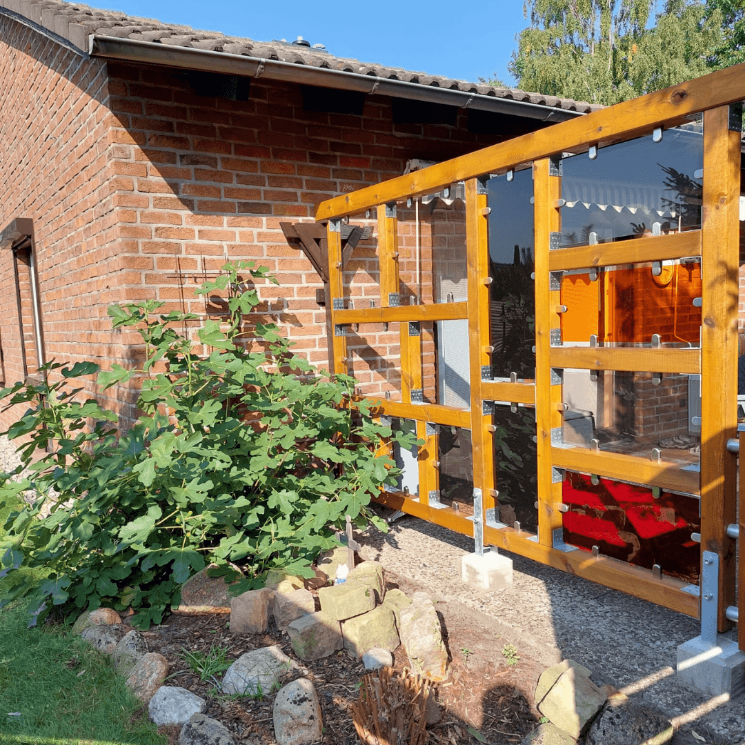 Sichtschutzwand bauen mit Acrylglas
