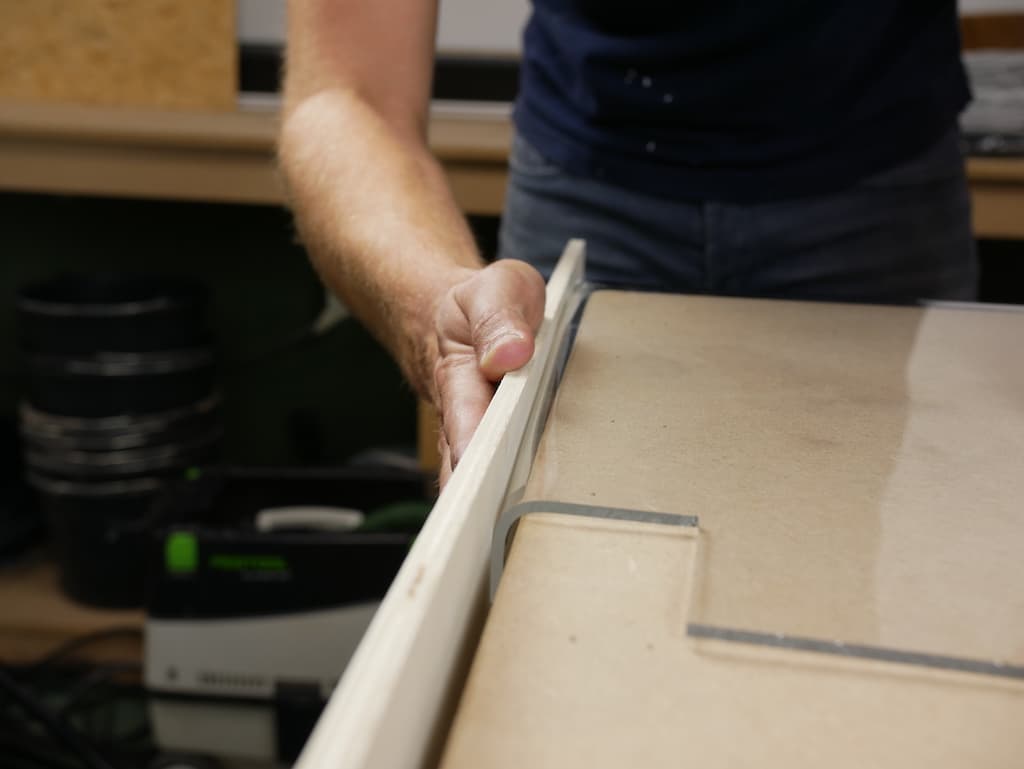 Plexiglas Stuhl Sitzfläche biegen