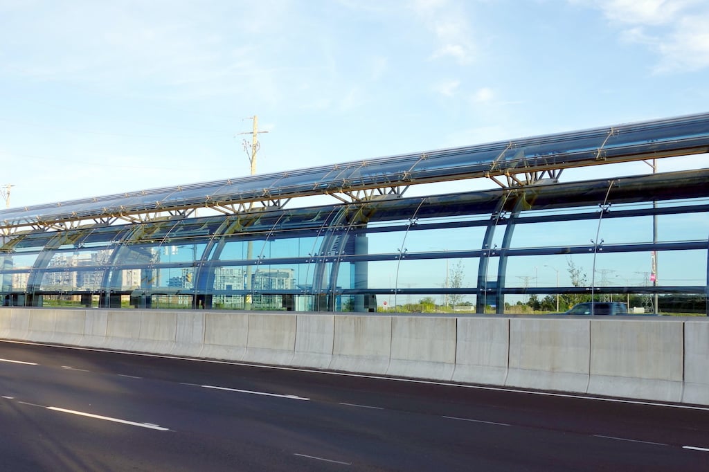 Polycarbonat biegen - Bushaltestelle Windschutz