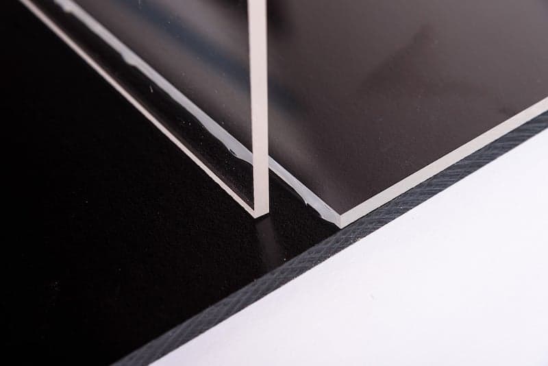 Polycarbonat kleben mit acrifix