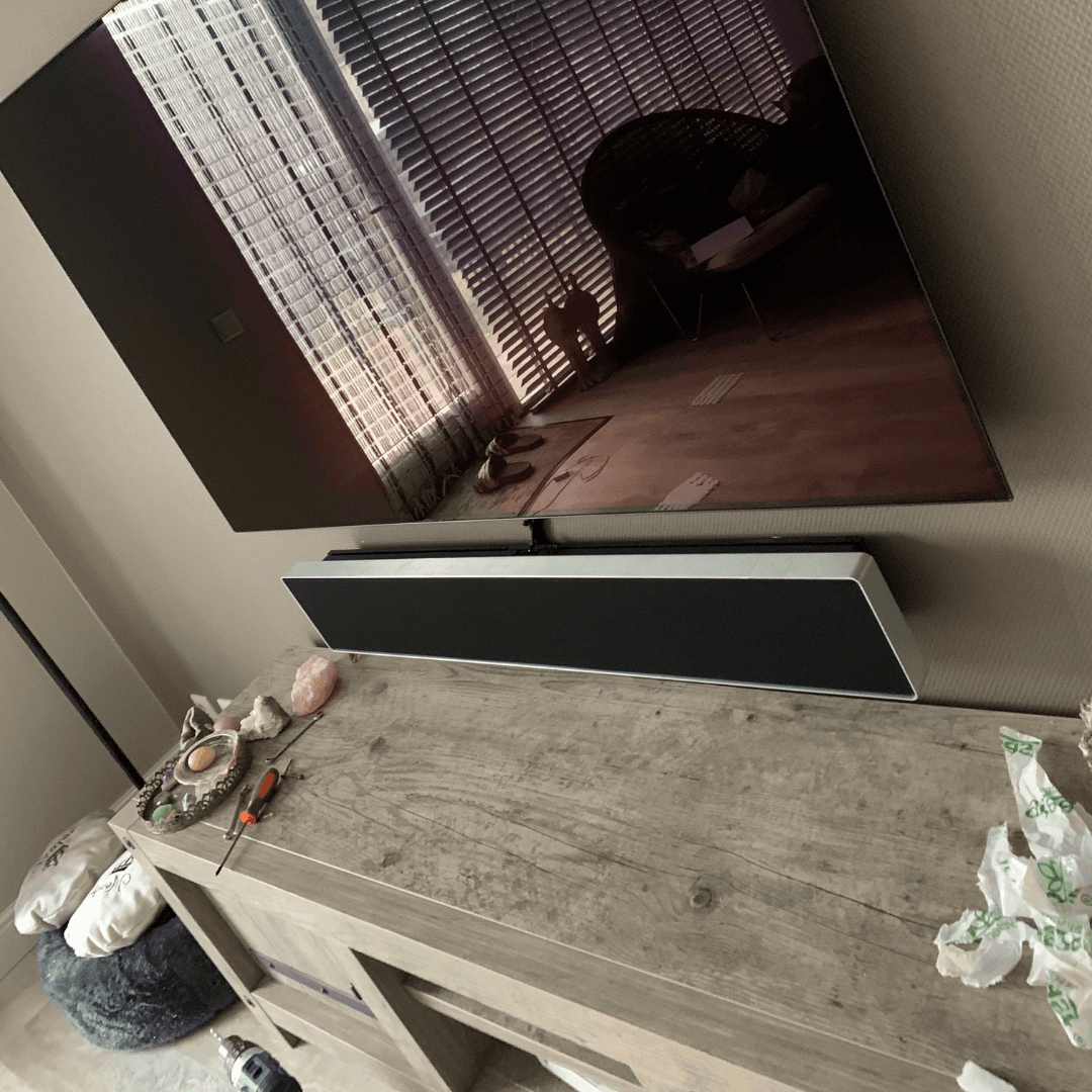 Soundbar-Ständerseite
