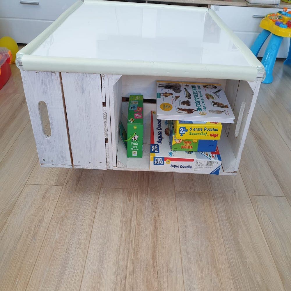 Tischplatte aus PLEXIGLAS®