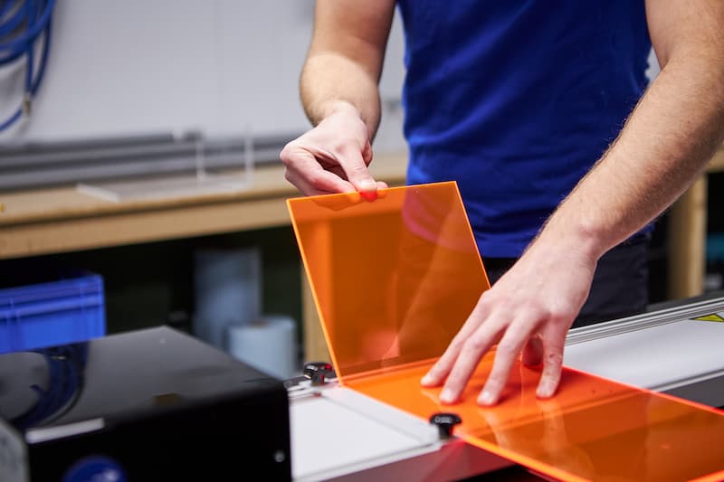 Toilettenpapierhalter selber machen plexiglas