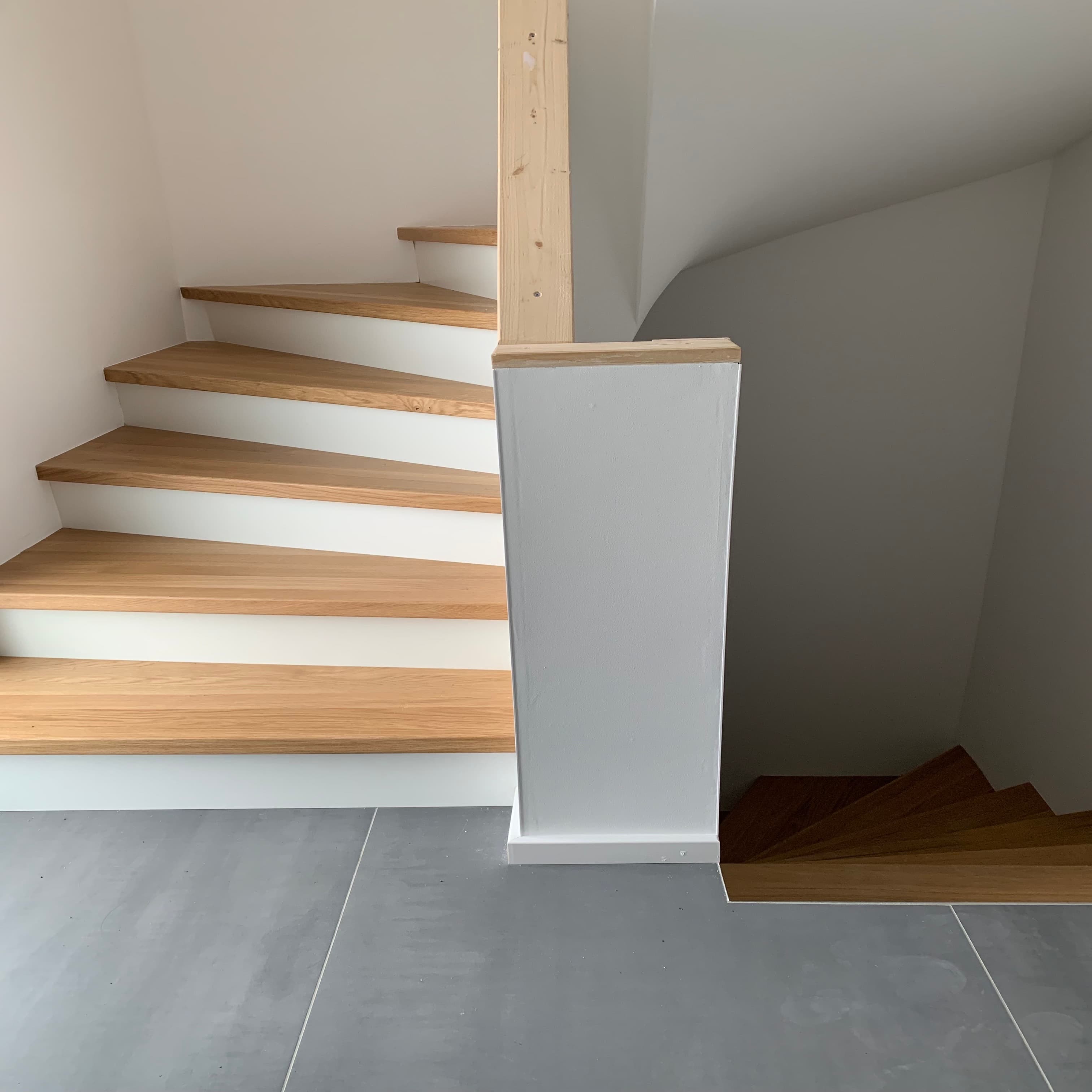 Treppe im Eigenbau mit HPL