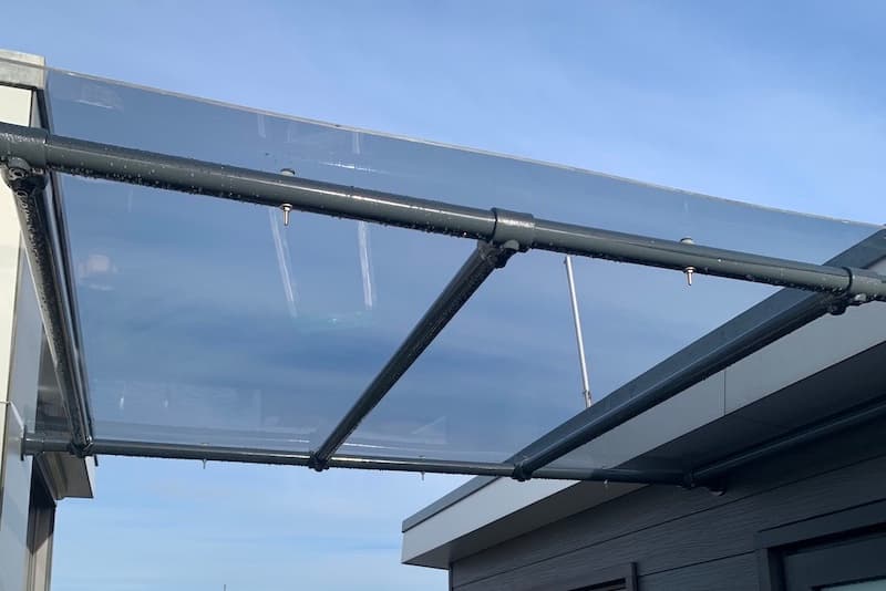 Tür überdachung selber bauen getöntes acrylglas