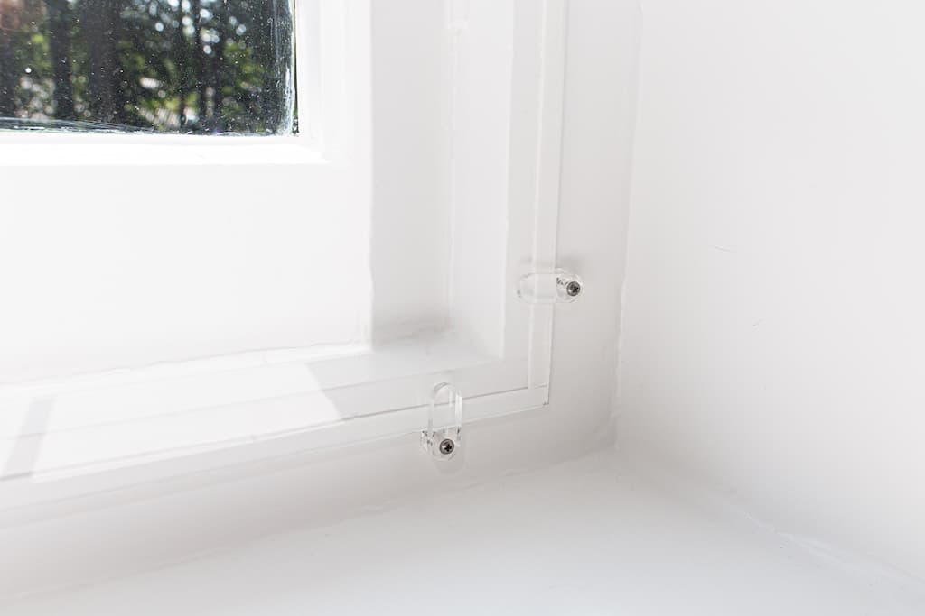 Vorsatzfenster mit Befestigungsklammern Ergebnis 3