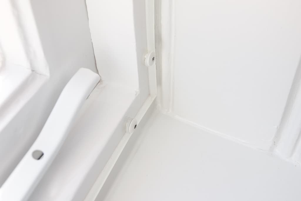 Vorsatzfensters mit Schrauben - Ergebnis 4
