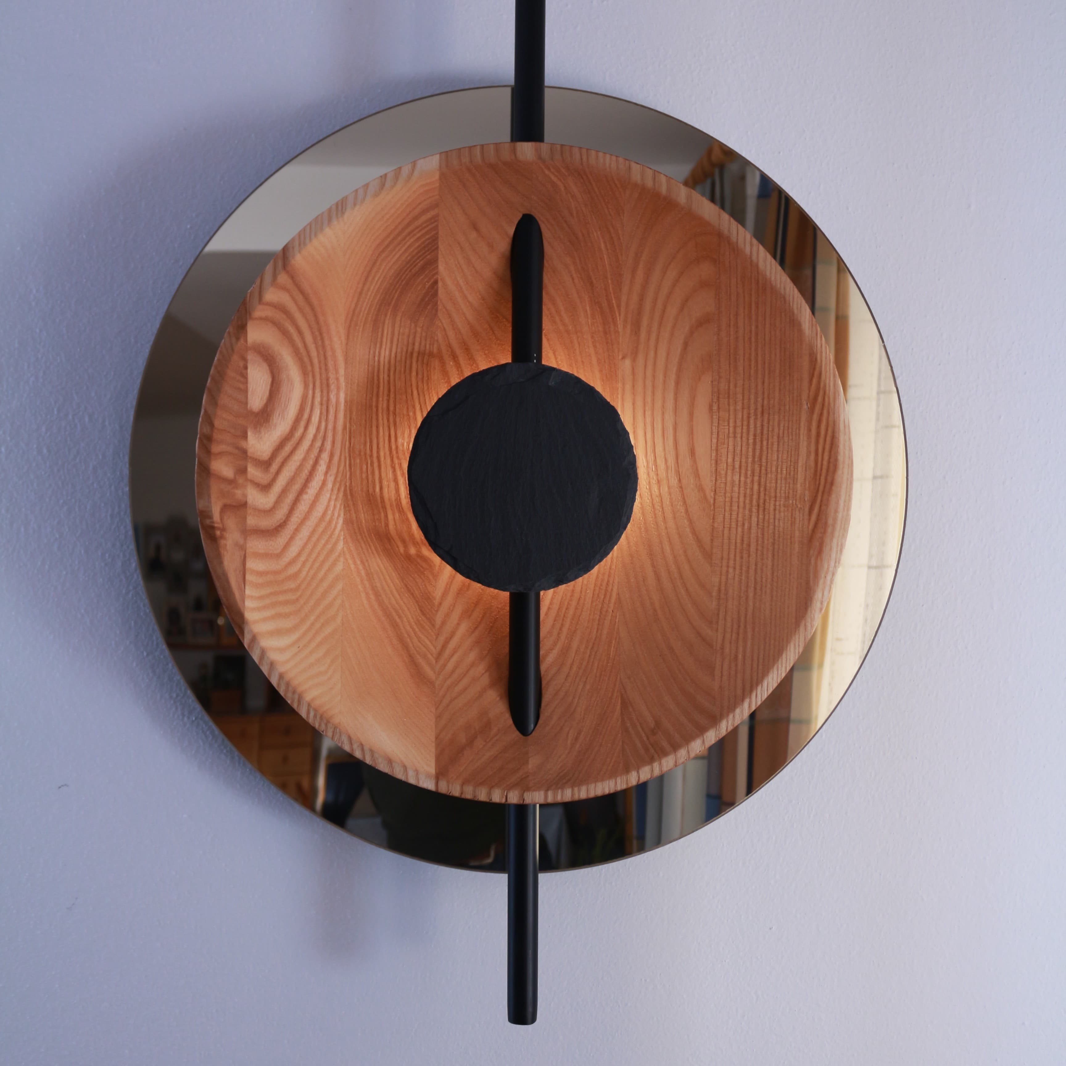 Wandlampe mit Spiegel aus Acrylglas03