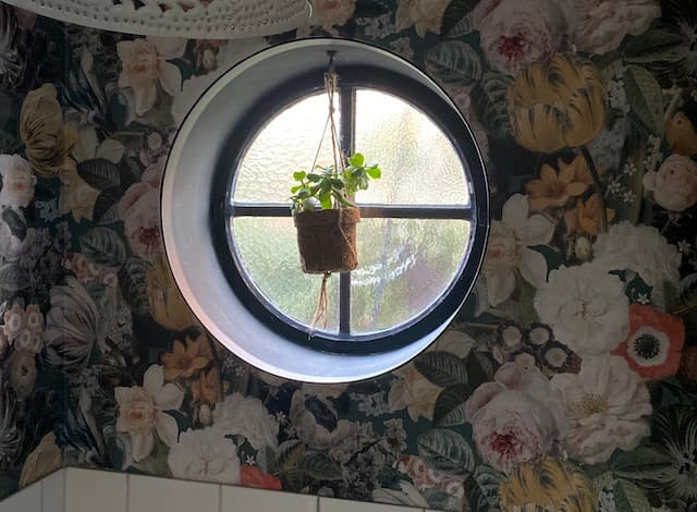 Rundes Vorsatzfenster aus Acrylglas