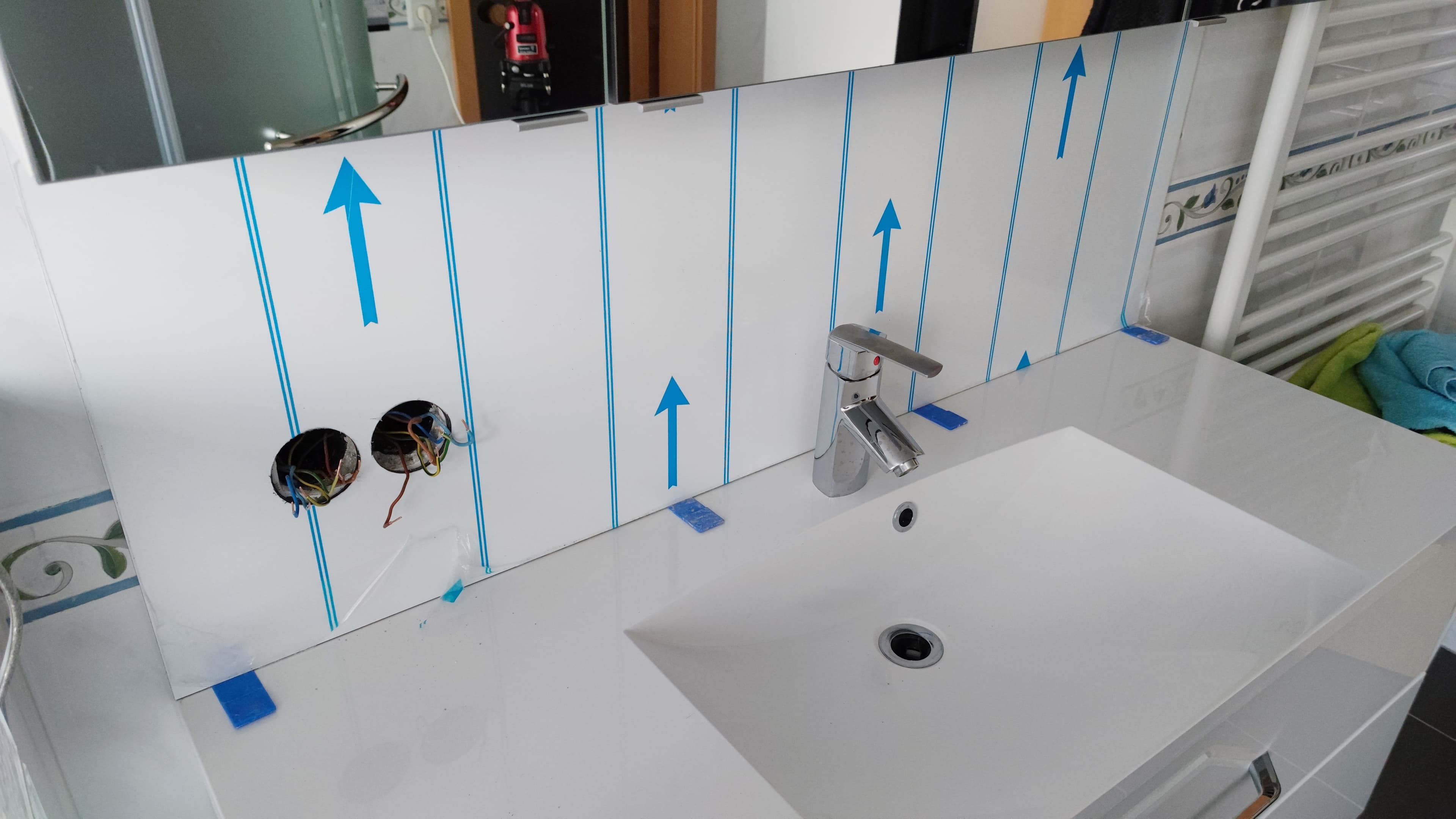 Sanierung Badmöbel mit Plexiglas