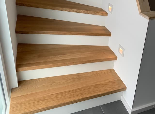 Treppe im Eigenbau mit HPL