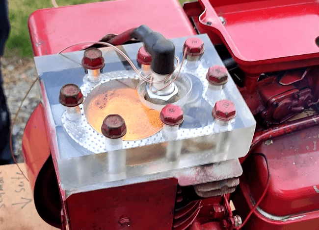 Sichtbare Verbrennung eines Motors