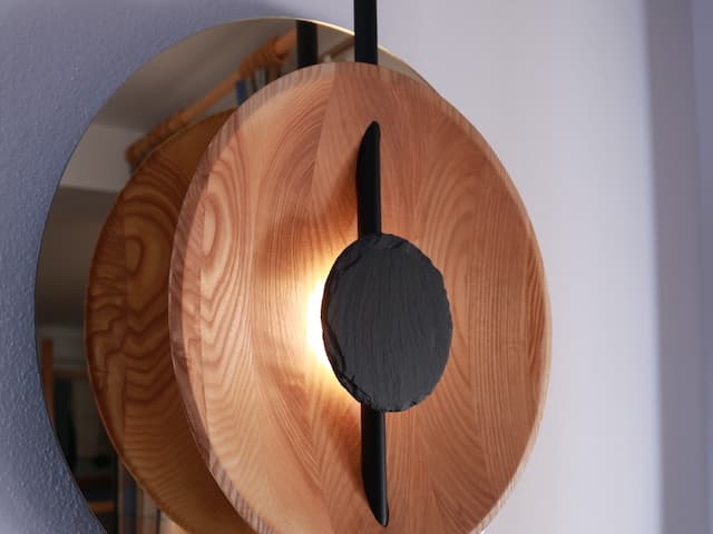 Wandlampe mit Spiegel aus Acrylglas01