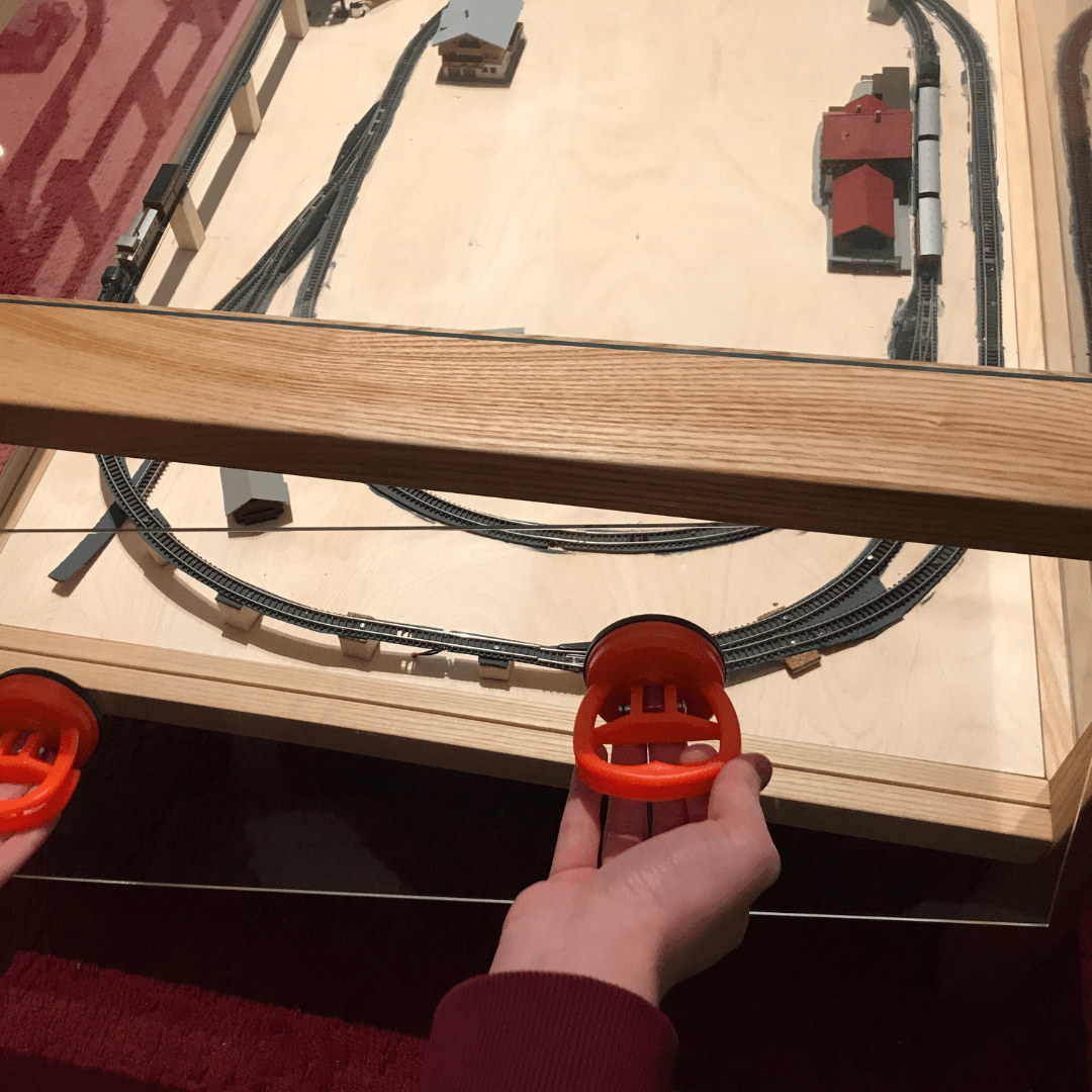 Modelleisenbahn Tisch selber bauen