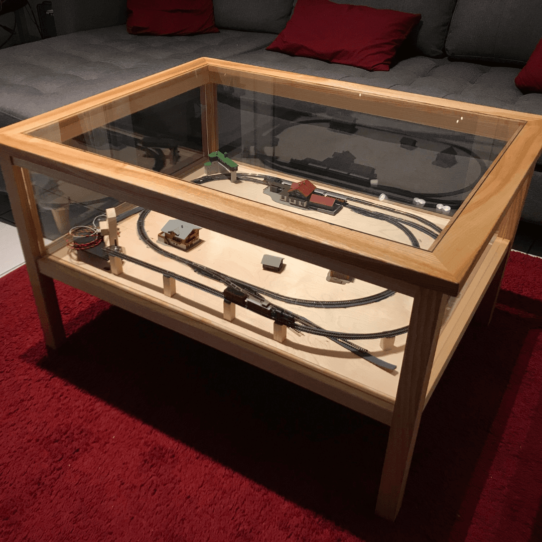 Modelleisenbahn Tisch selber bauen