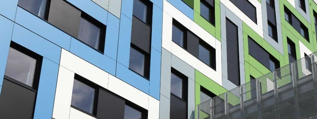 Trespa fassade studentenwohnheim south essex college uk2