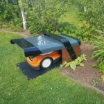 Garage für Rasenroboter